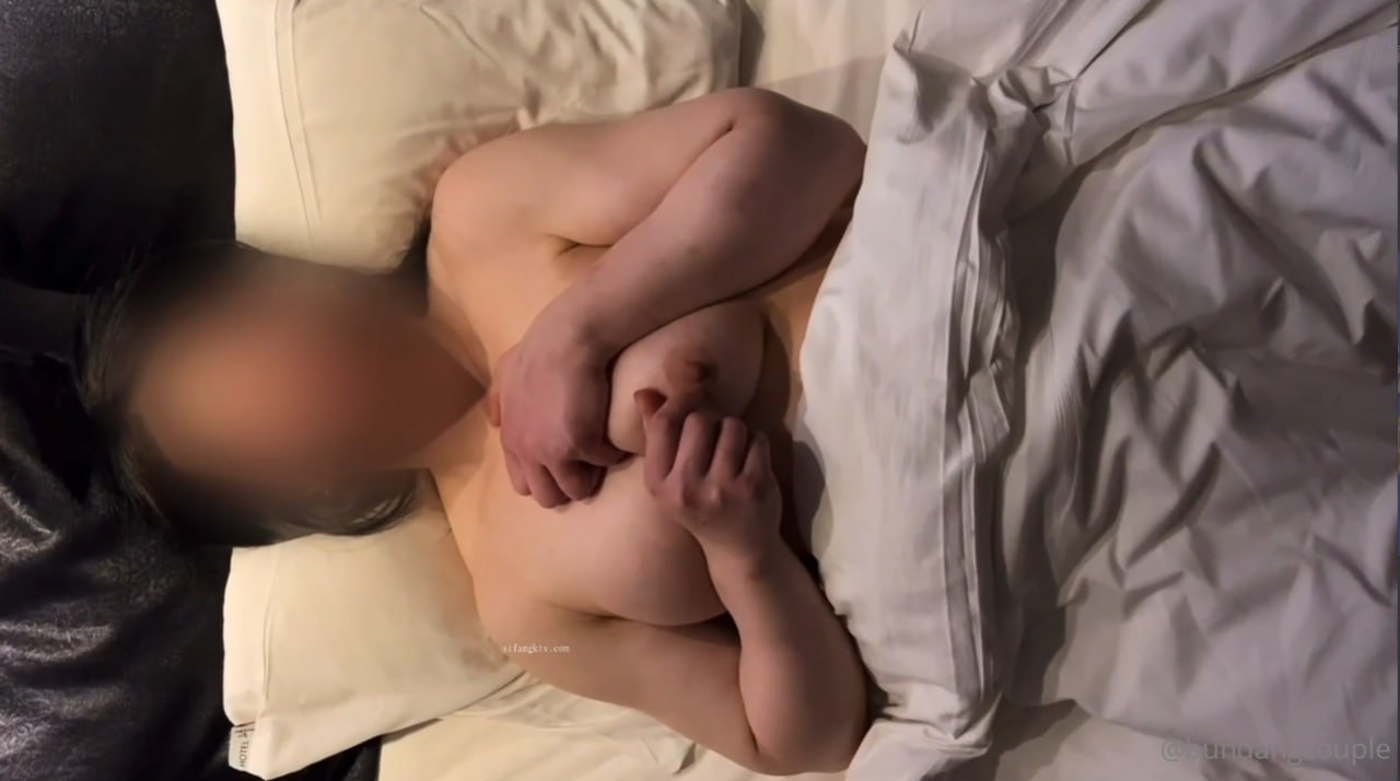 久久精品A片777777去人民路阿姨家阿姨喜欢在上面呀